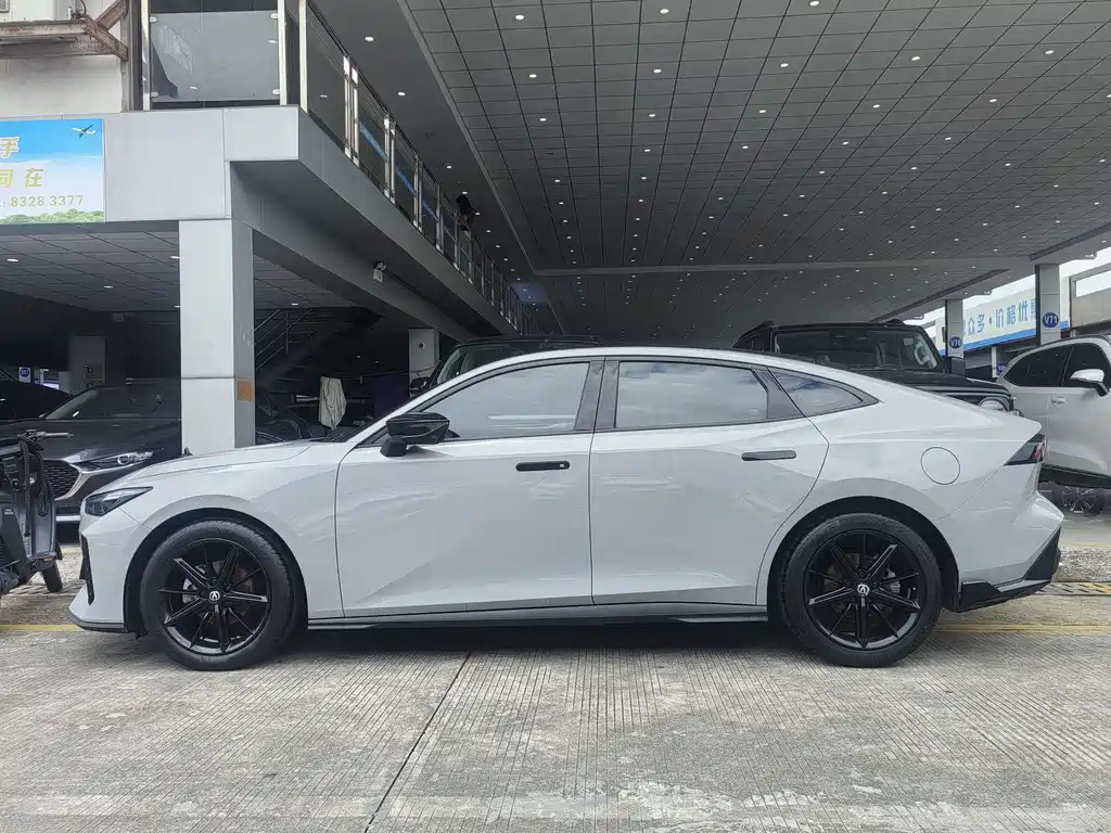 Changan UNI-V — миниатюра 9