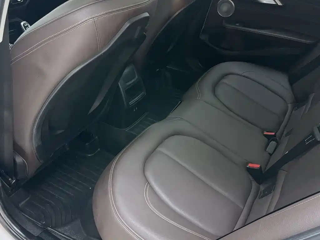 BMW 1 Series — миниатюра 20