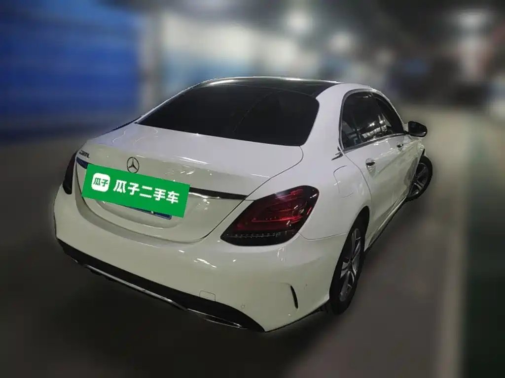 Mercedes-Benz C-Class — миниатюра 8
