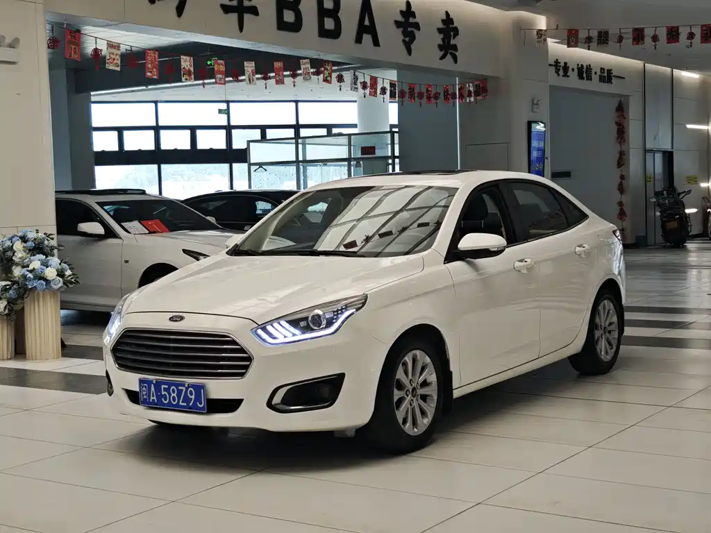 Ford Escort 2016