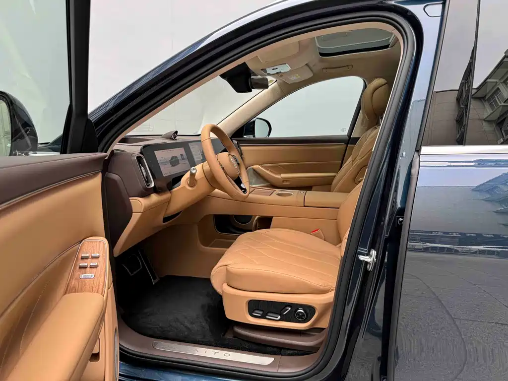 AITO AITO M8 — миниатюра 8