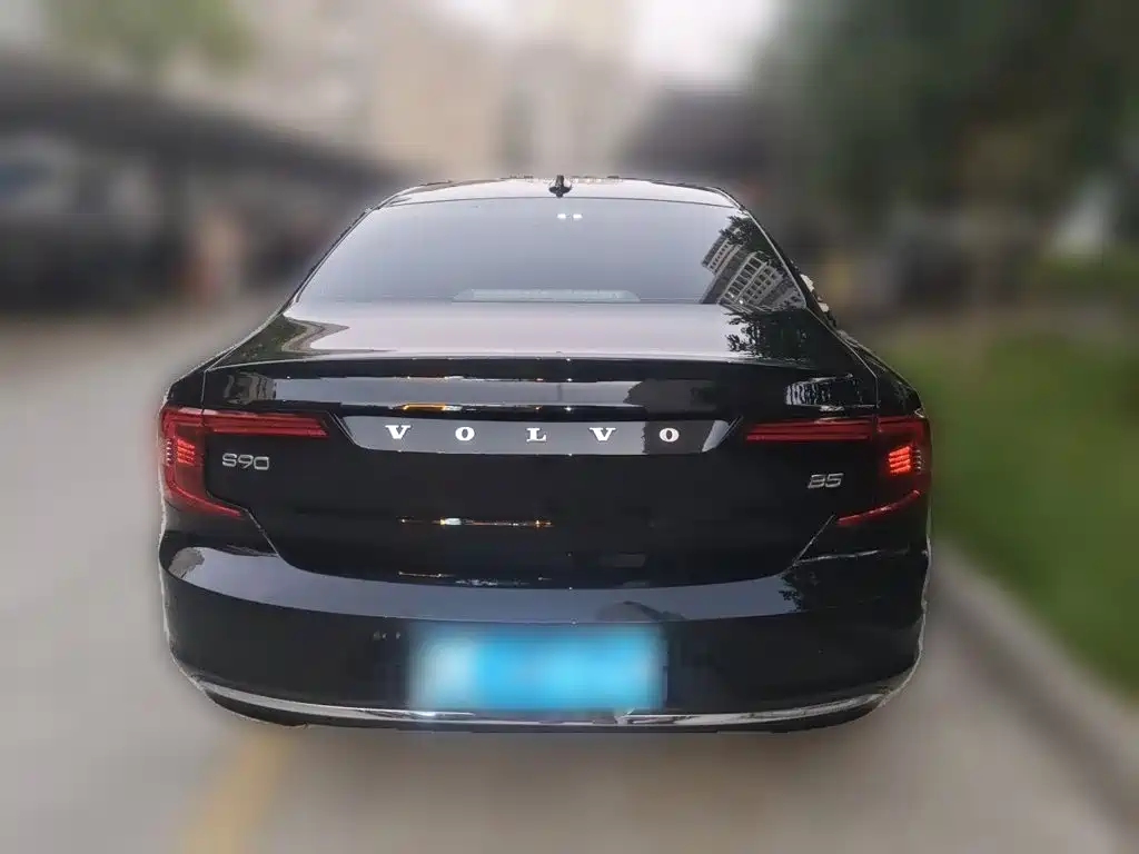 Volvo S90 — миниатюра 3