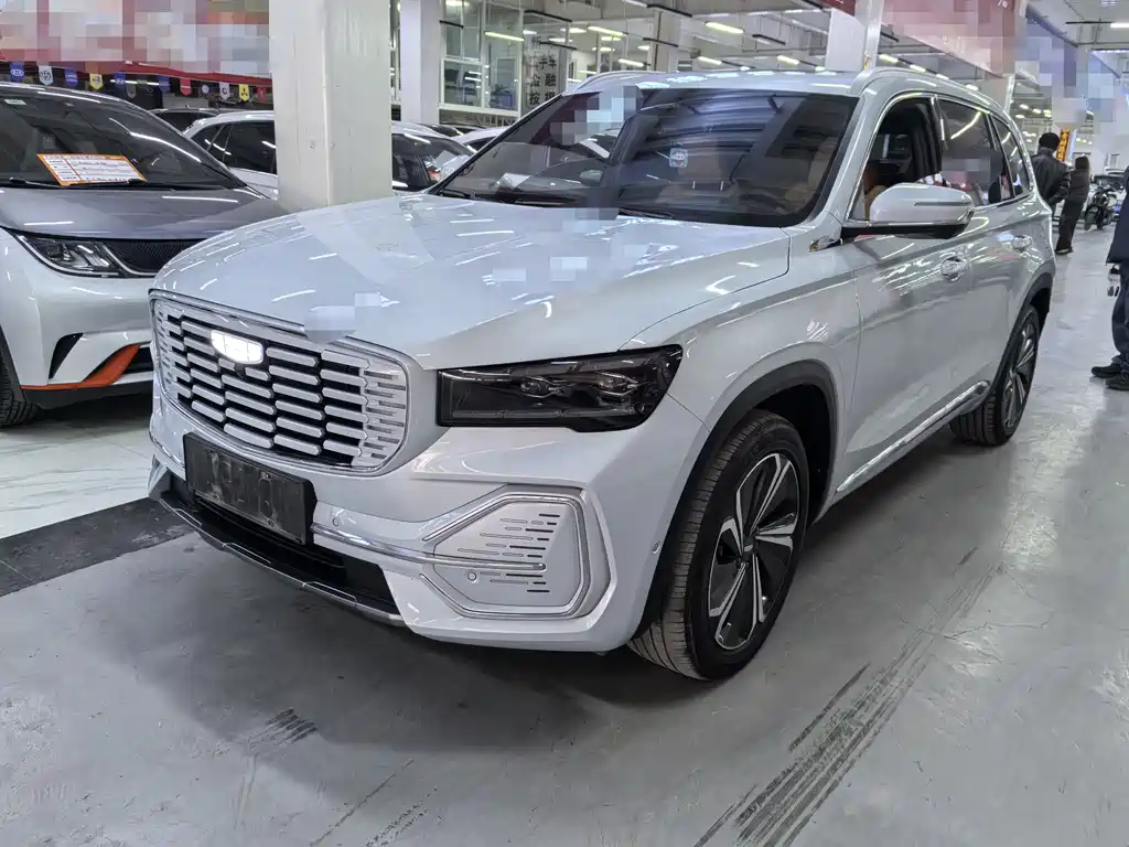 Geely Xingyue L EREV 2022