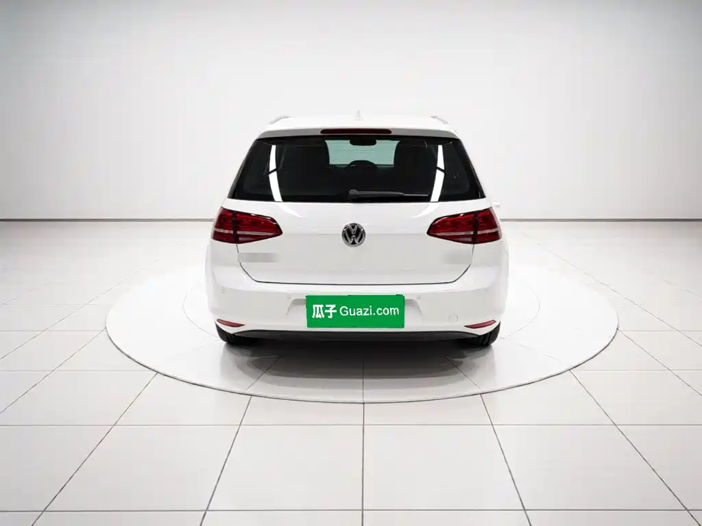 Volkswagen Golf — миниатюра 3