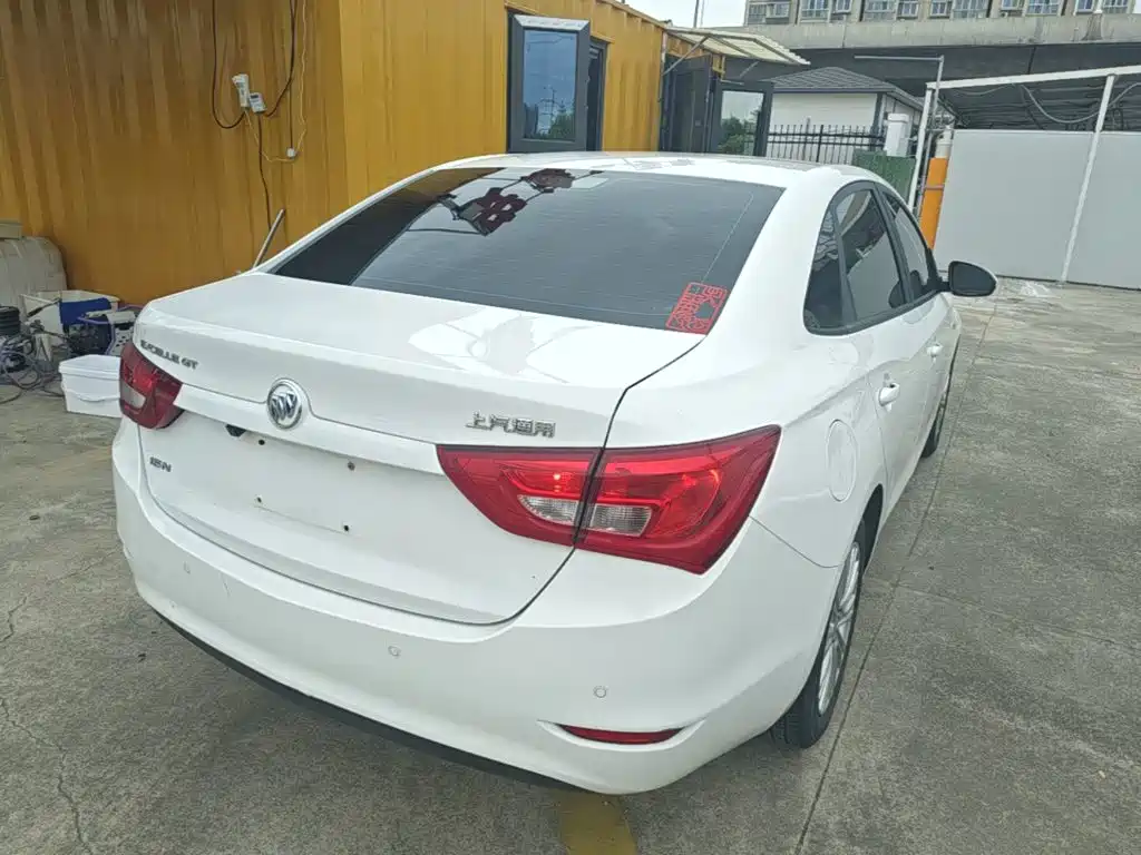 Buick Excelle — миниатюра 7