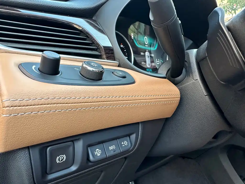 Buick LaCrosse — миниатюра 25