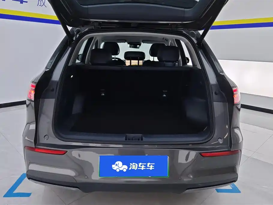 GEELY GALAXY GALAXY E5