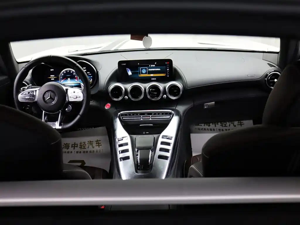 Mercedes-Benz AMG GT — миниатюра 11