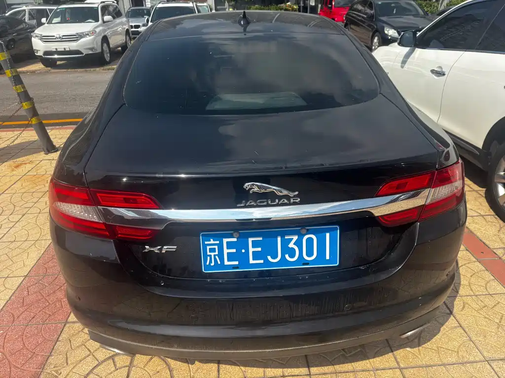 Jaguar XF — миниатюра 18