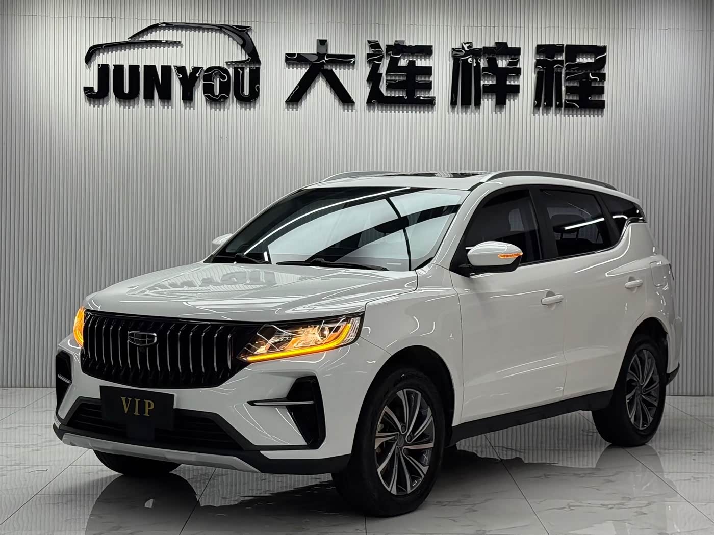 Geely Emgrand X6 1.4 л 2022 г. Белый, пробег 34000 км