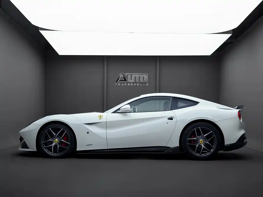 Ferrari F12berlinetta 2013 6.3L