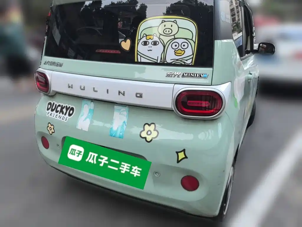 Wuling MINIEV — миниатюра 6