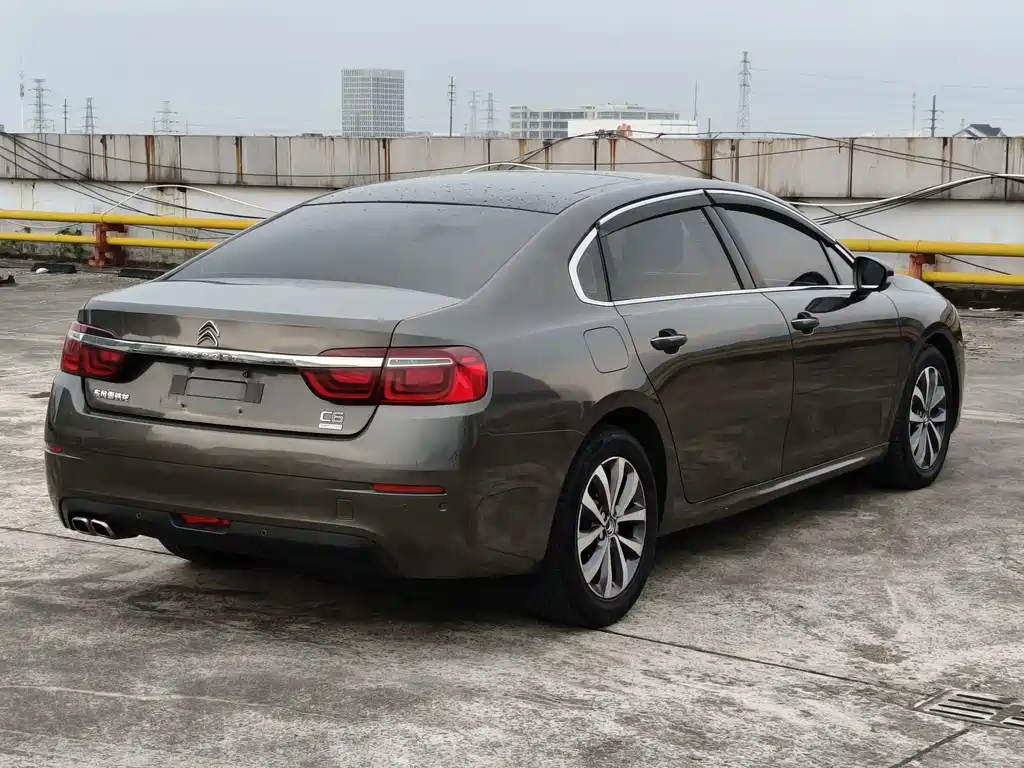 Citroen C6 — миниатюра 5
