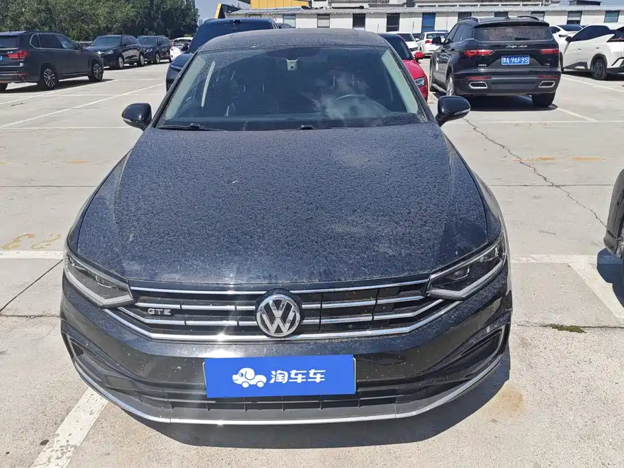Volkswagen Magotan PHEV — миниатюра 2