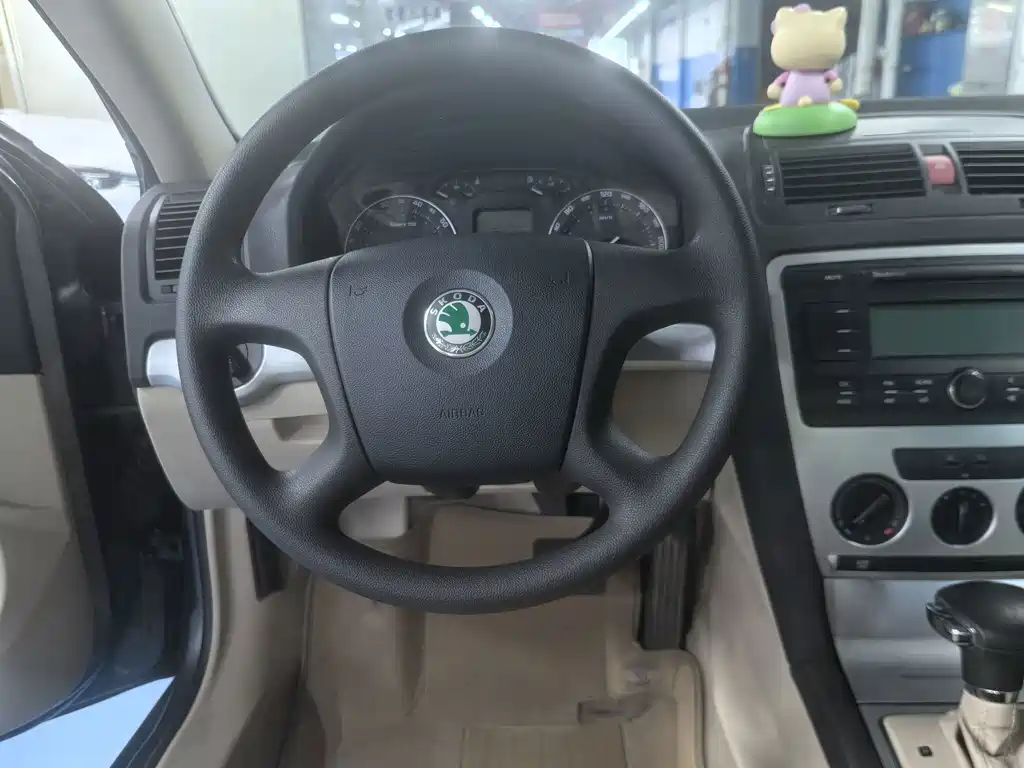 Skoda Octavia — миниатюра 7