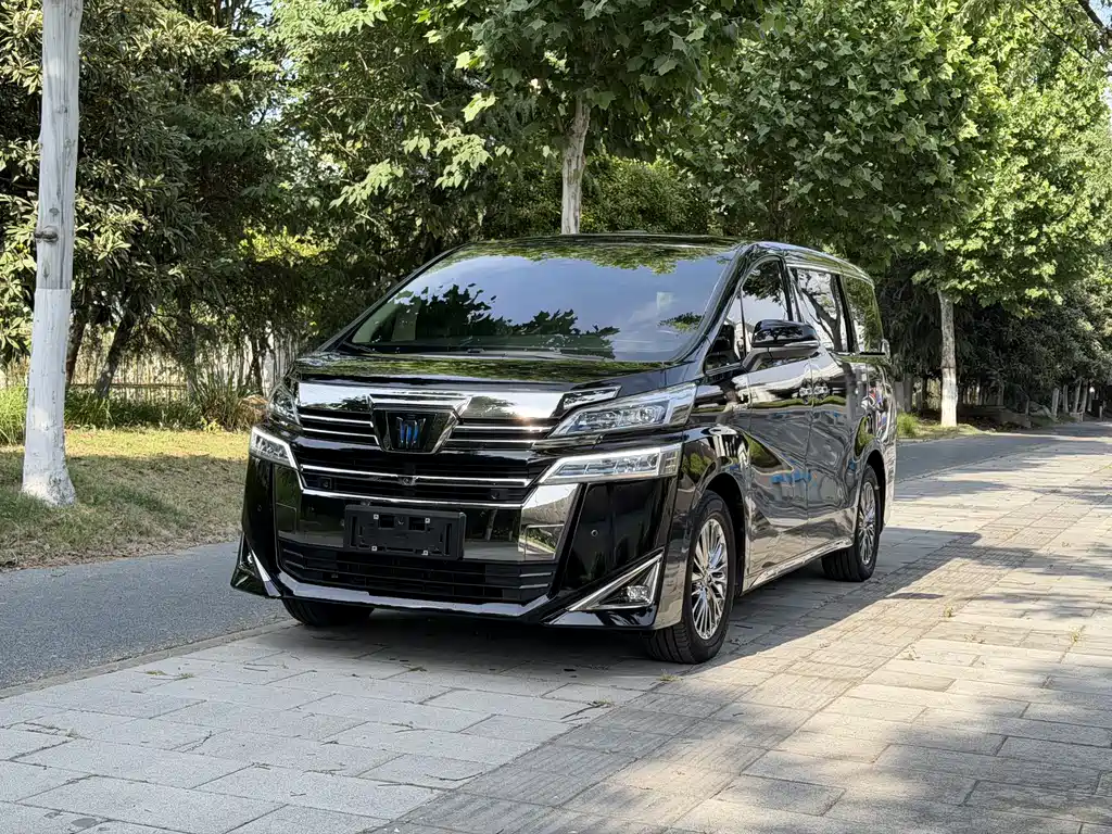 Toyota Vellfire 2023