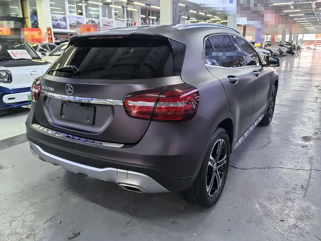 Mercedes-Benz GLA 2018 GLA 200 Fashion
