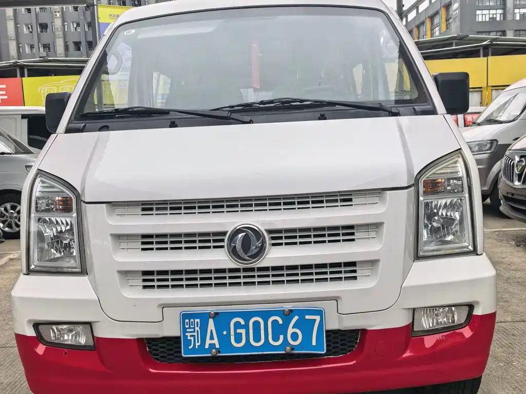 DFSK C36 — миниатюра 2