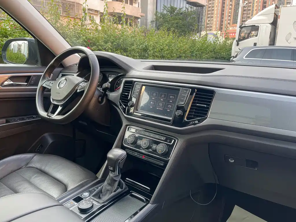 Volkswagen Teramont — миниатюра 14