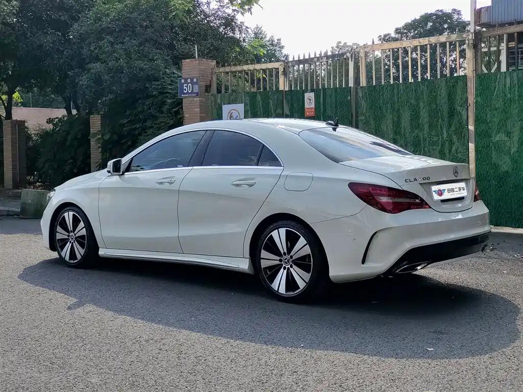 Mercedes-Benz CLA 2017 CLA 200 Fashion