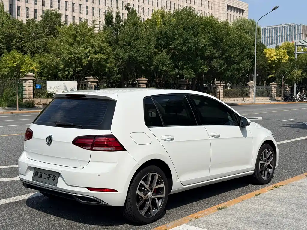Volkswagen Golf — миниатюра 8