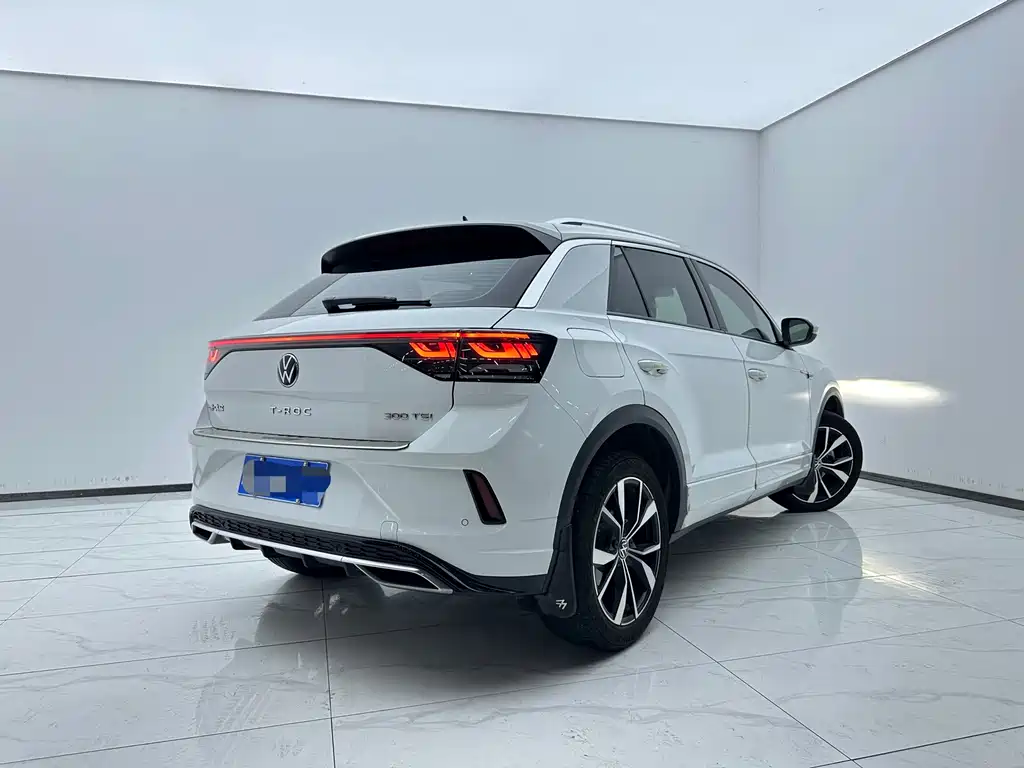 Volkswagen T-Roc 2024 300TSI DSG