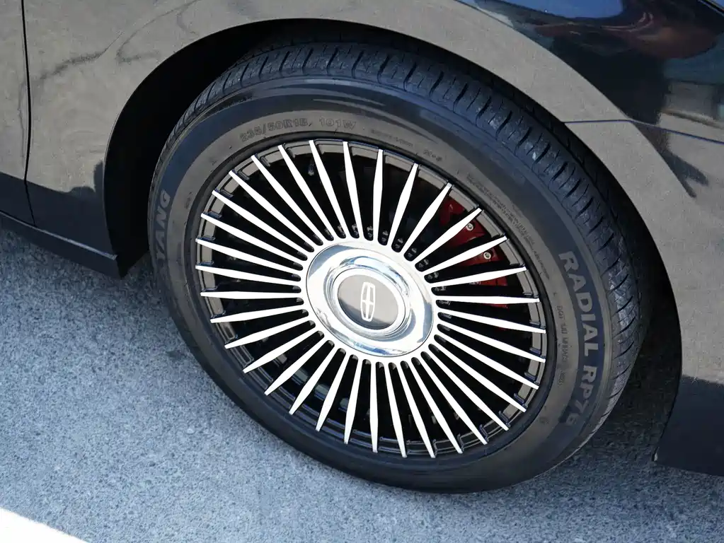 Lincoln Z — миниатюра 8