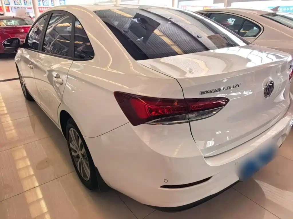 Buick Excelle — миниатюра 5