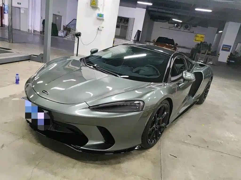 McLaren GT 2021