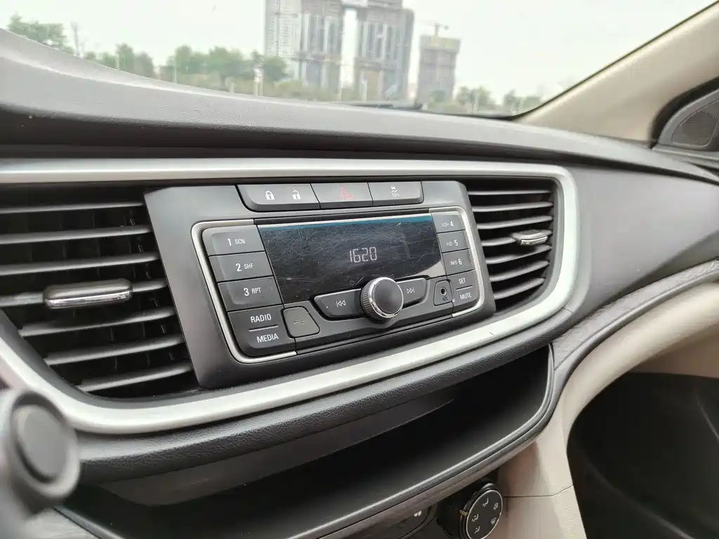 Buick Excelle — фотографии объявления, Фото 12