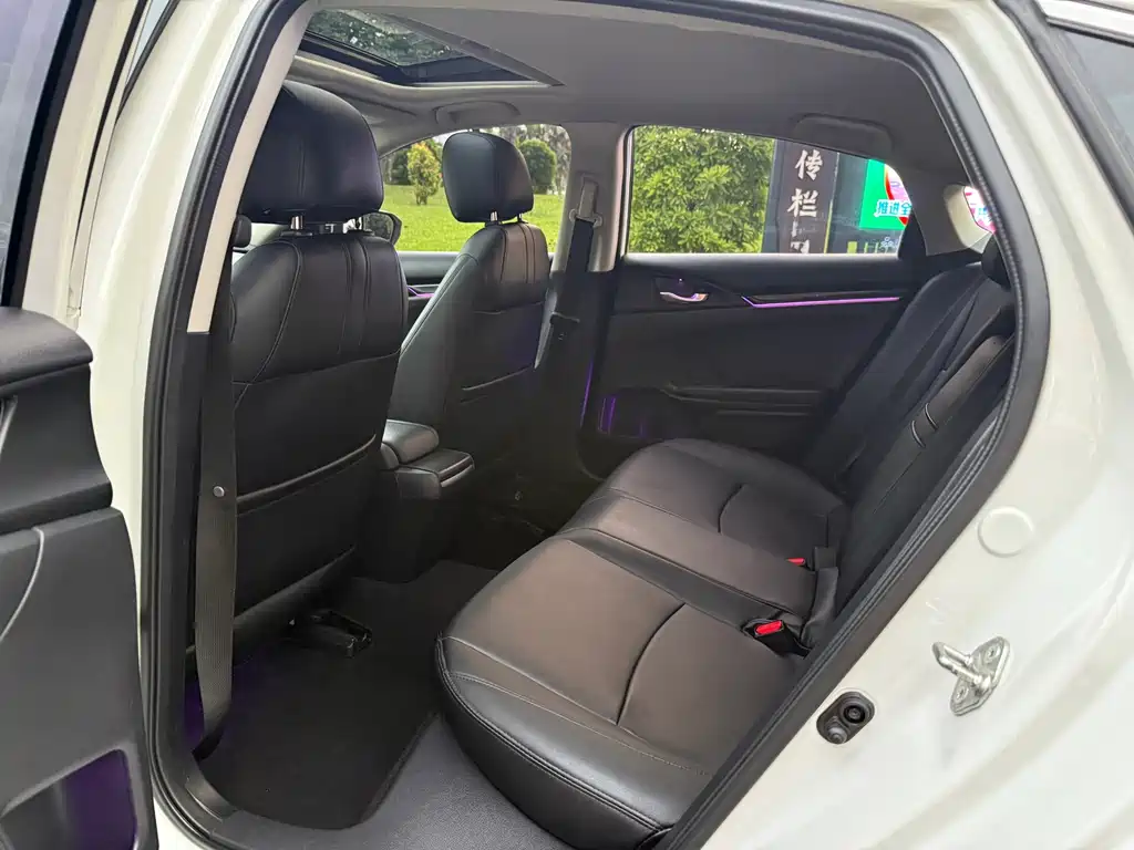 Honda Civic — миниатюра 9