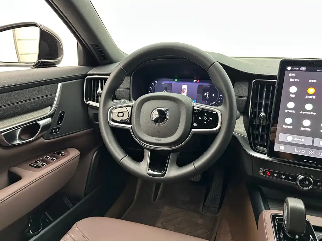 Volvo S90 — миниатюра 24