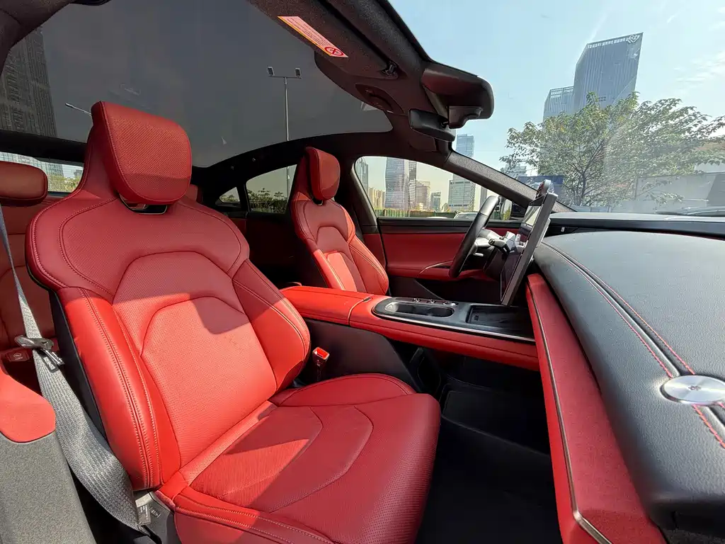 XIAOMI CAR XIAOMI SU7