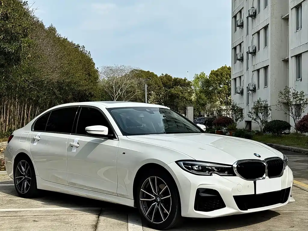 BMW 3 Series — миниатюра 4