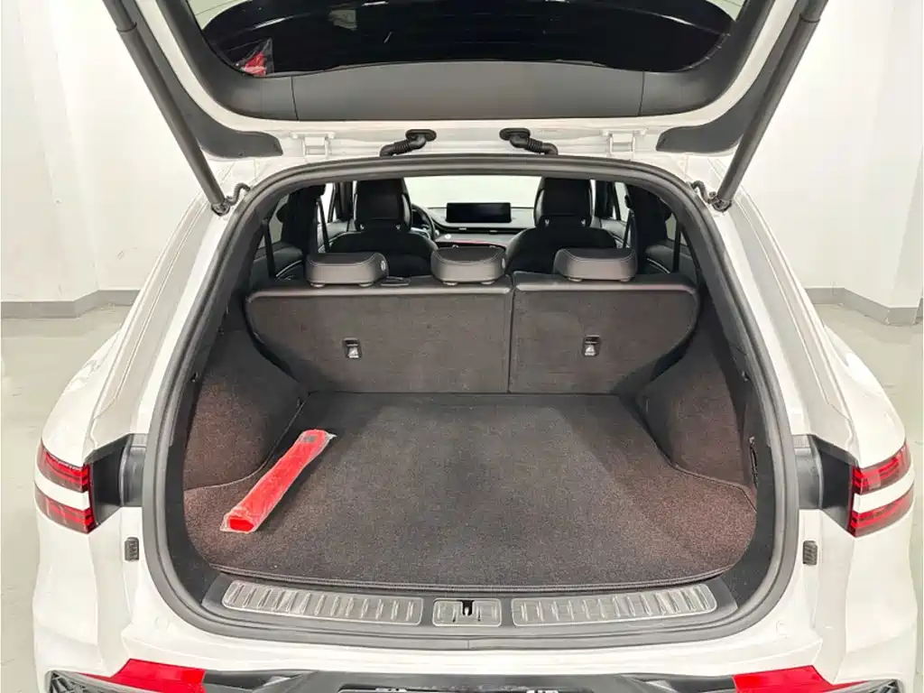 Genesis GV70 — миниатюра 13