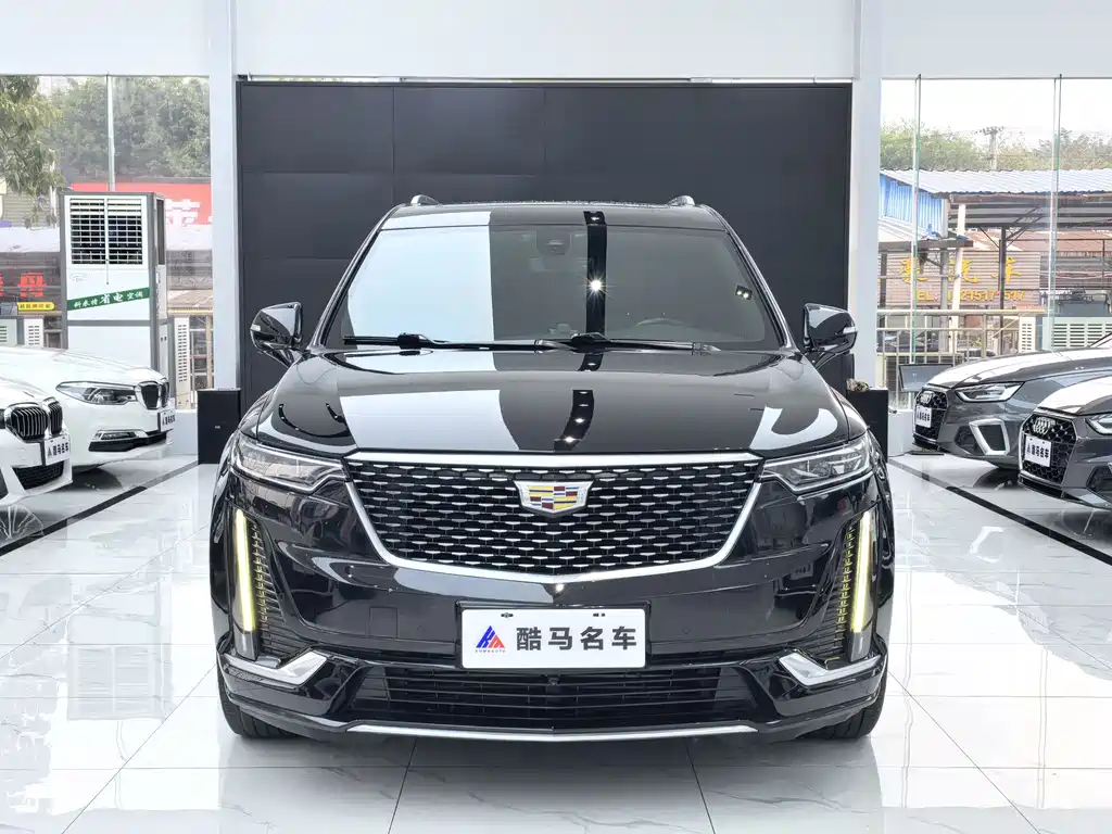 Cadillac XT6 2020 28T мест Luxury