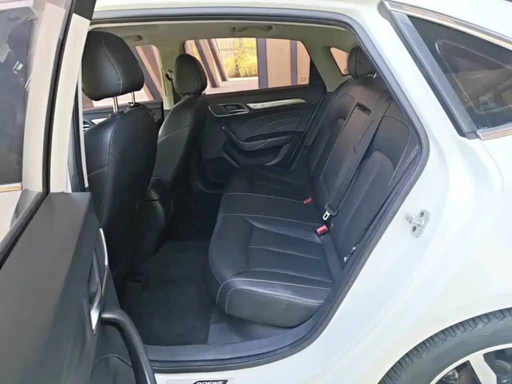 Roewe i6 Classic — миниатюра 17