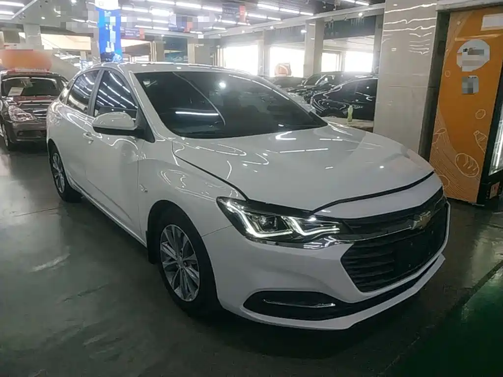 Chevrolet Monza 2022 320 AT Enjoy