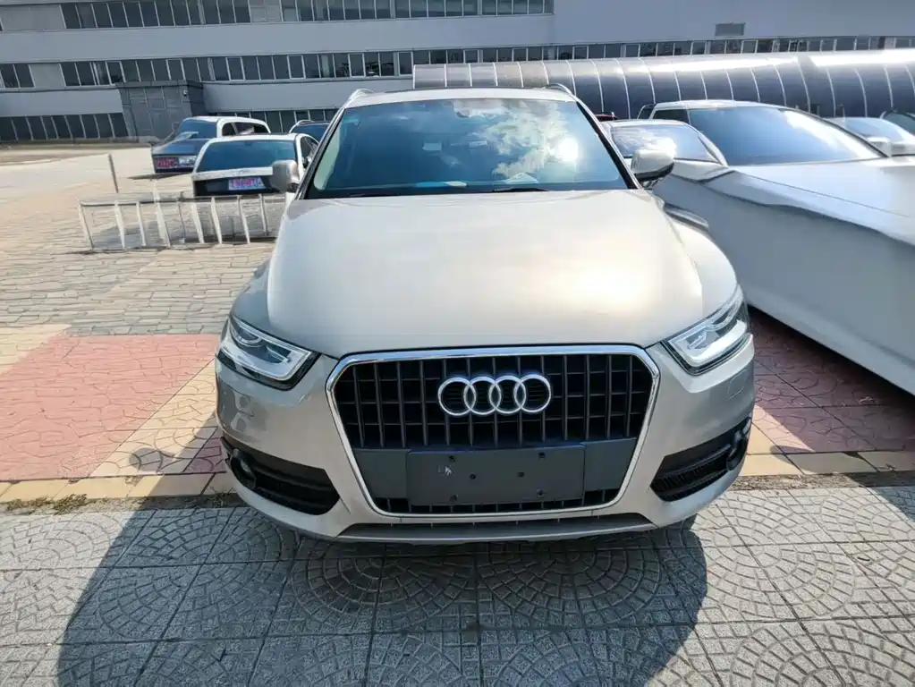 Audi Q3 — миниатюра 2