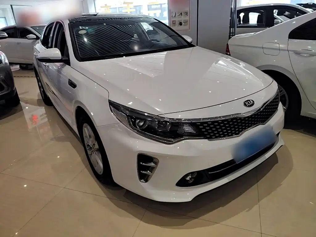 Kia K5 — миниатюра 4