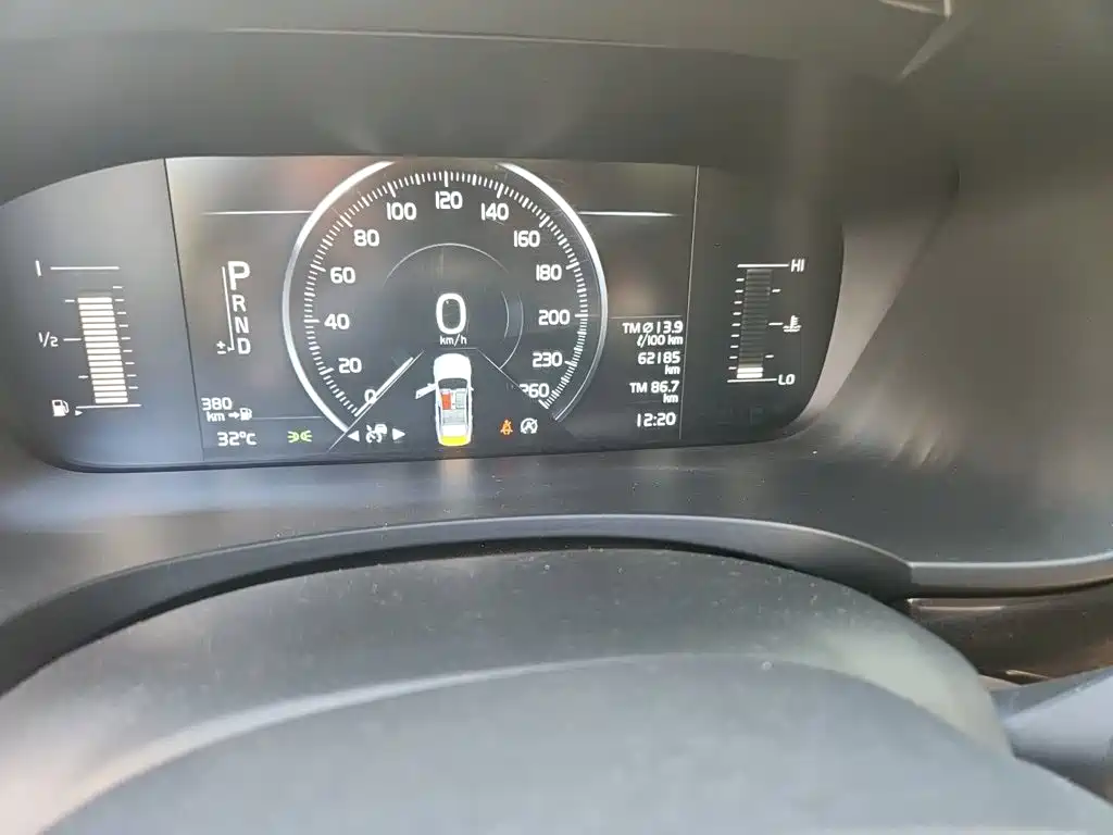 Volvo S90 — миниатюра 5