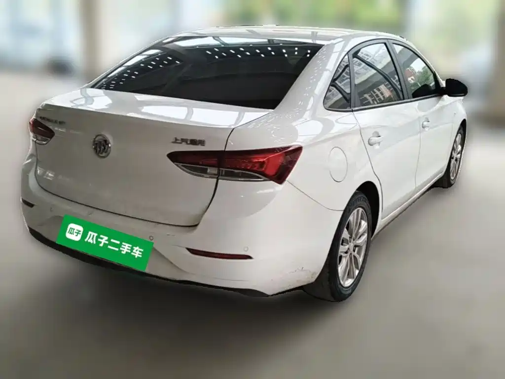 Buick Excelle — миниатюра 13