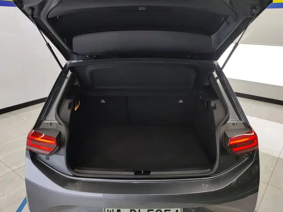 Volkswagen ID.3 — миниатюра 4