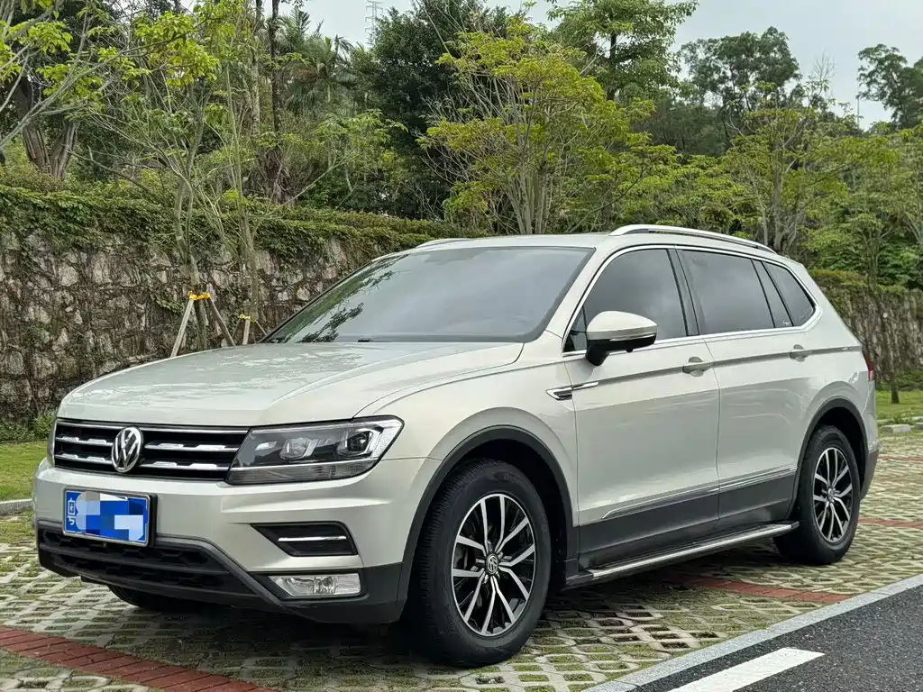 Volkswagen Tiguan L 2017