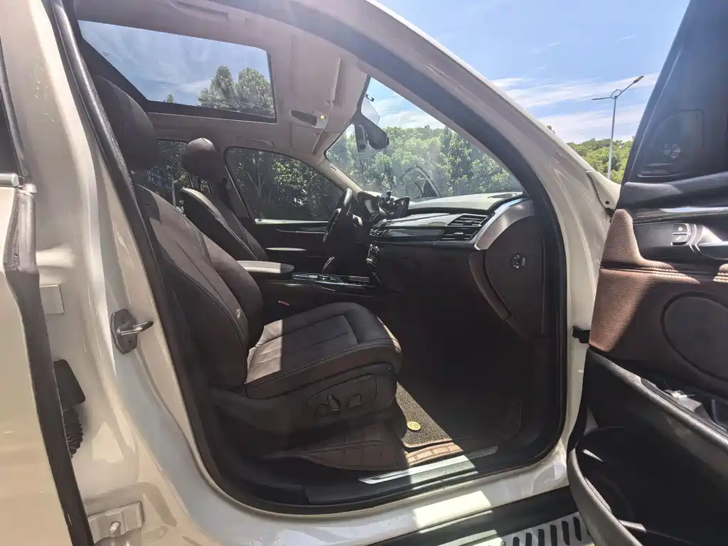 BMW X5 2014 xDrive35i Lead
