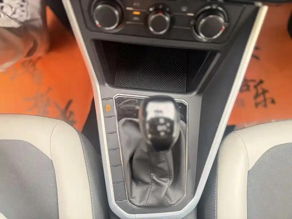 Volkswagen Polo — миниатюра 8