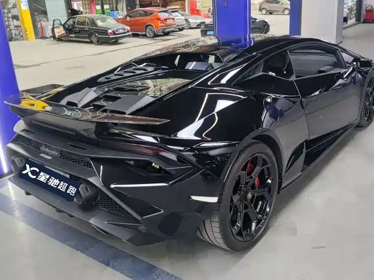 Lamborghini Huracán — миниатюра 4