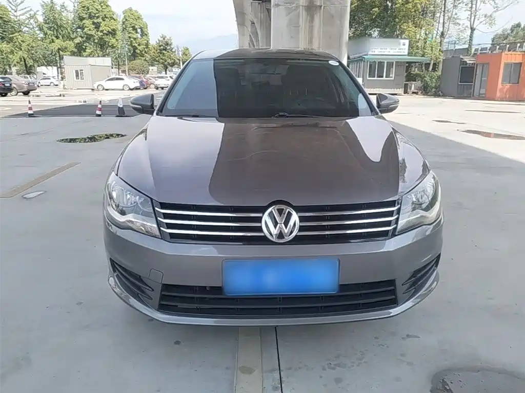Volkswagen Bora 2014 1.6L AT Fashion