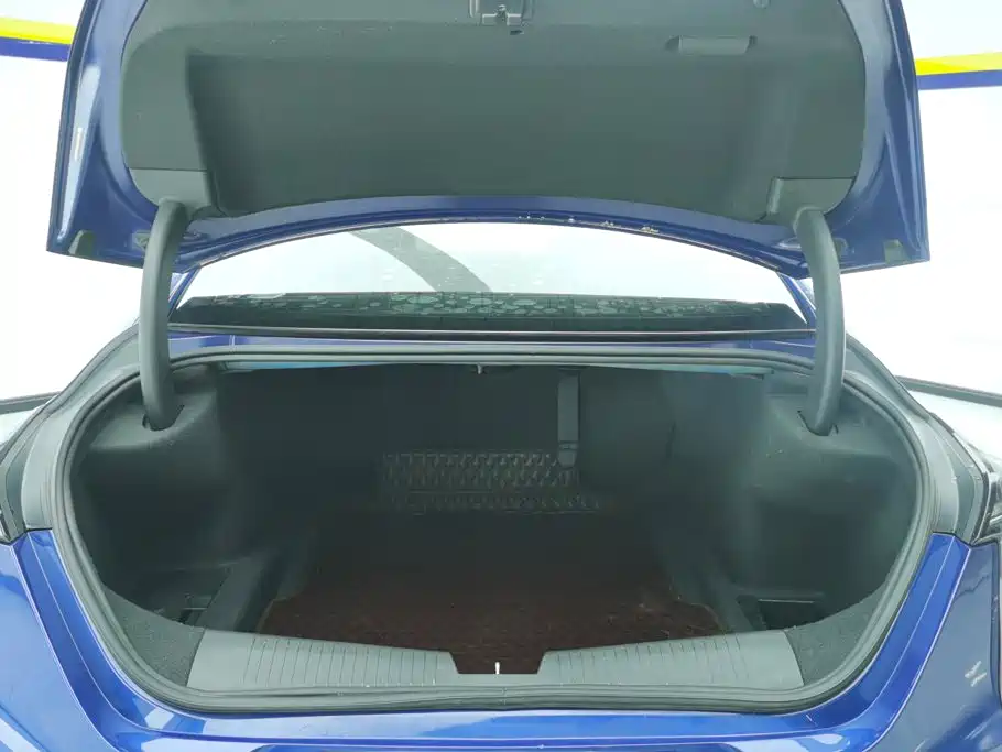 Cadillac CT4 — миниатюра 4