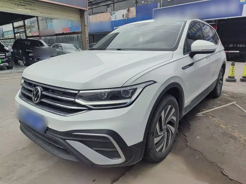 Volkswagen Tiguan L 2022